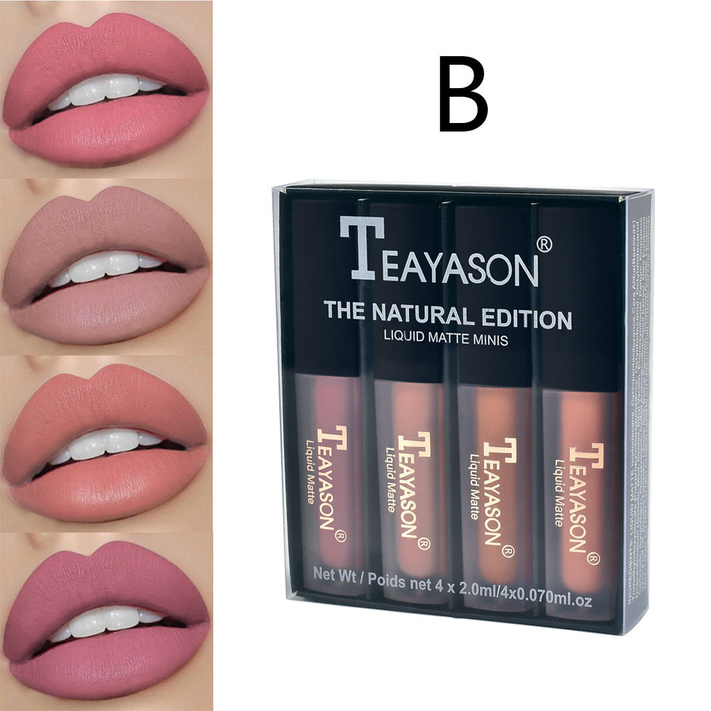 Lippgloss-Set aus vier flüssigen matten Lippglossen