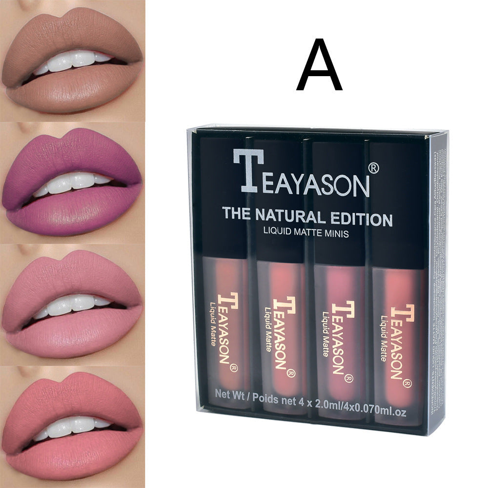 Lippgloss-Set aus vier flüssigen matten Lippglossen